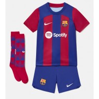 Maglie da calcio Barcelona Ronald Araujo #4 Prima Maglia Bambino 2023-24 Manica Corta (+ Pantaloni corti)